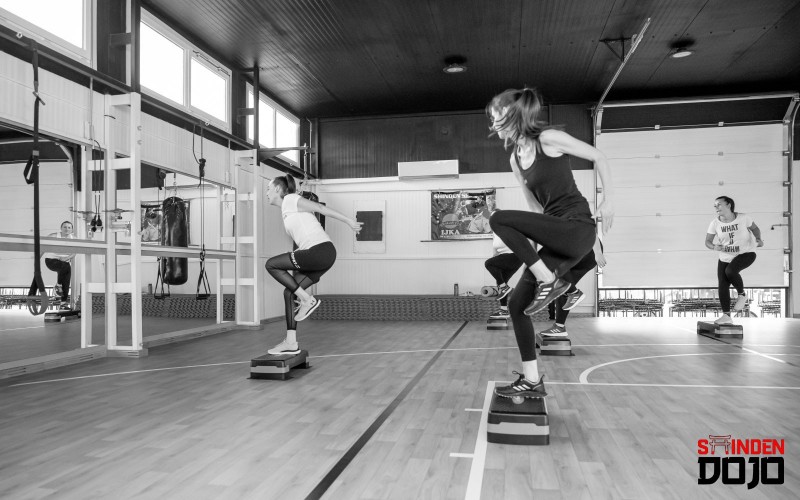 Step aerobic